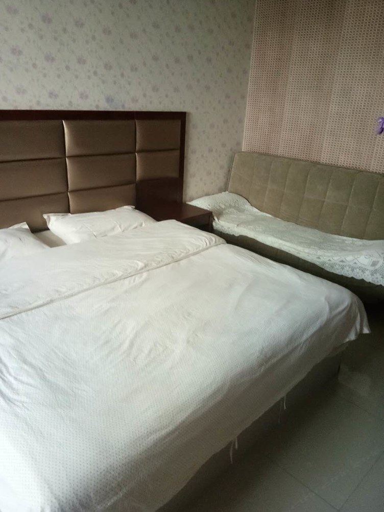 豪华舒适大床房(无窗)