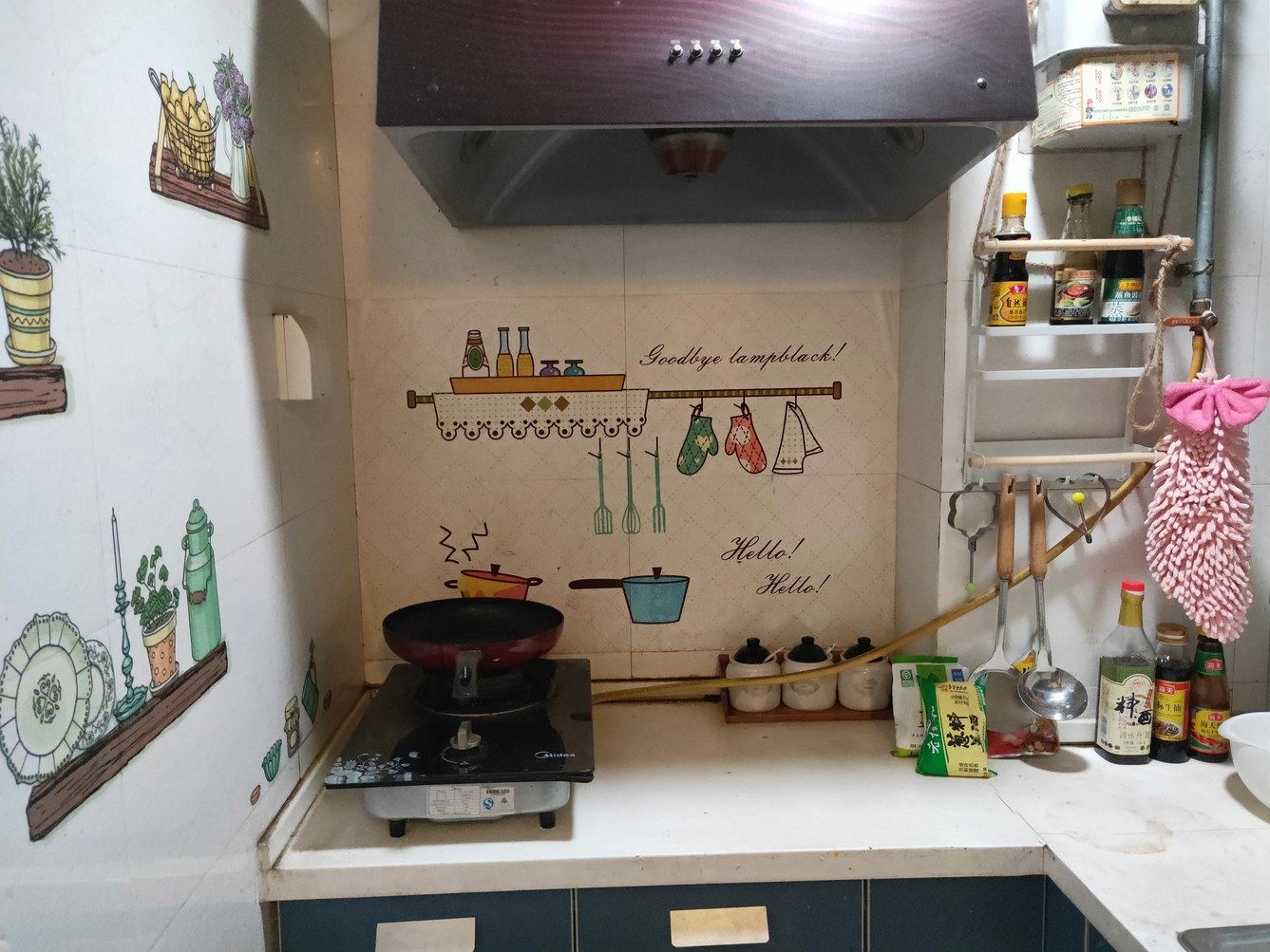 阳台一室大床房