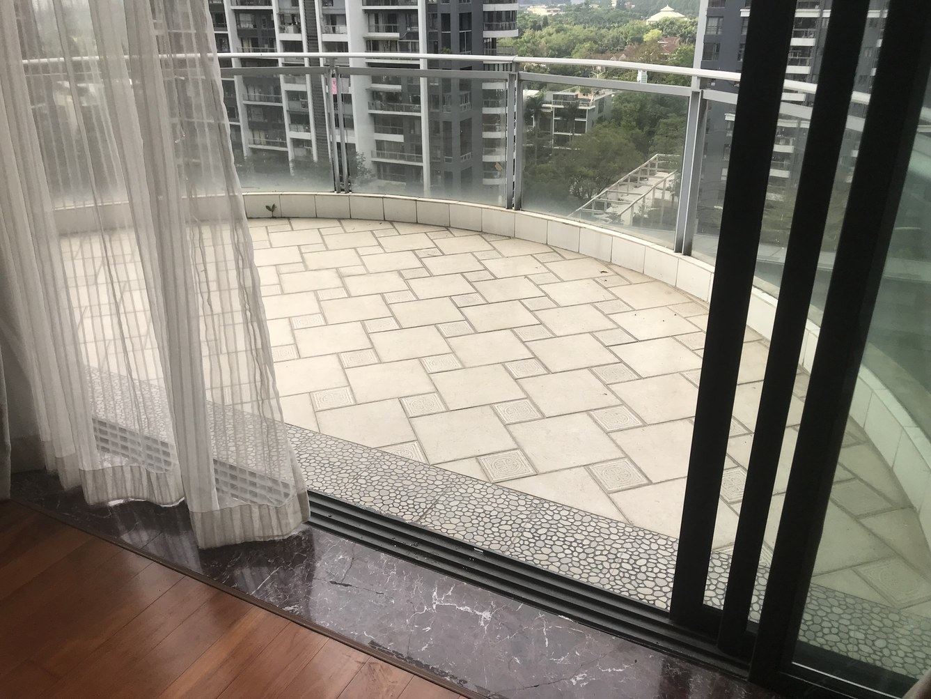 深圳罗锦荣公寓(7号店)