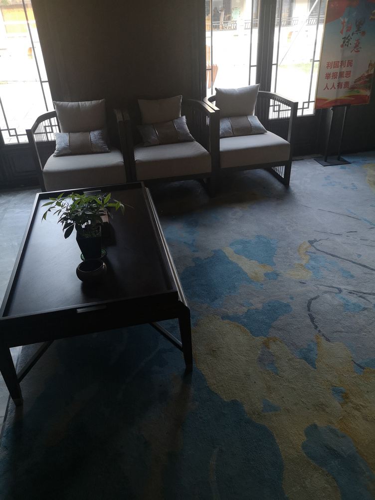 湖景大床房