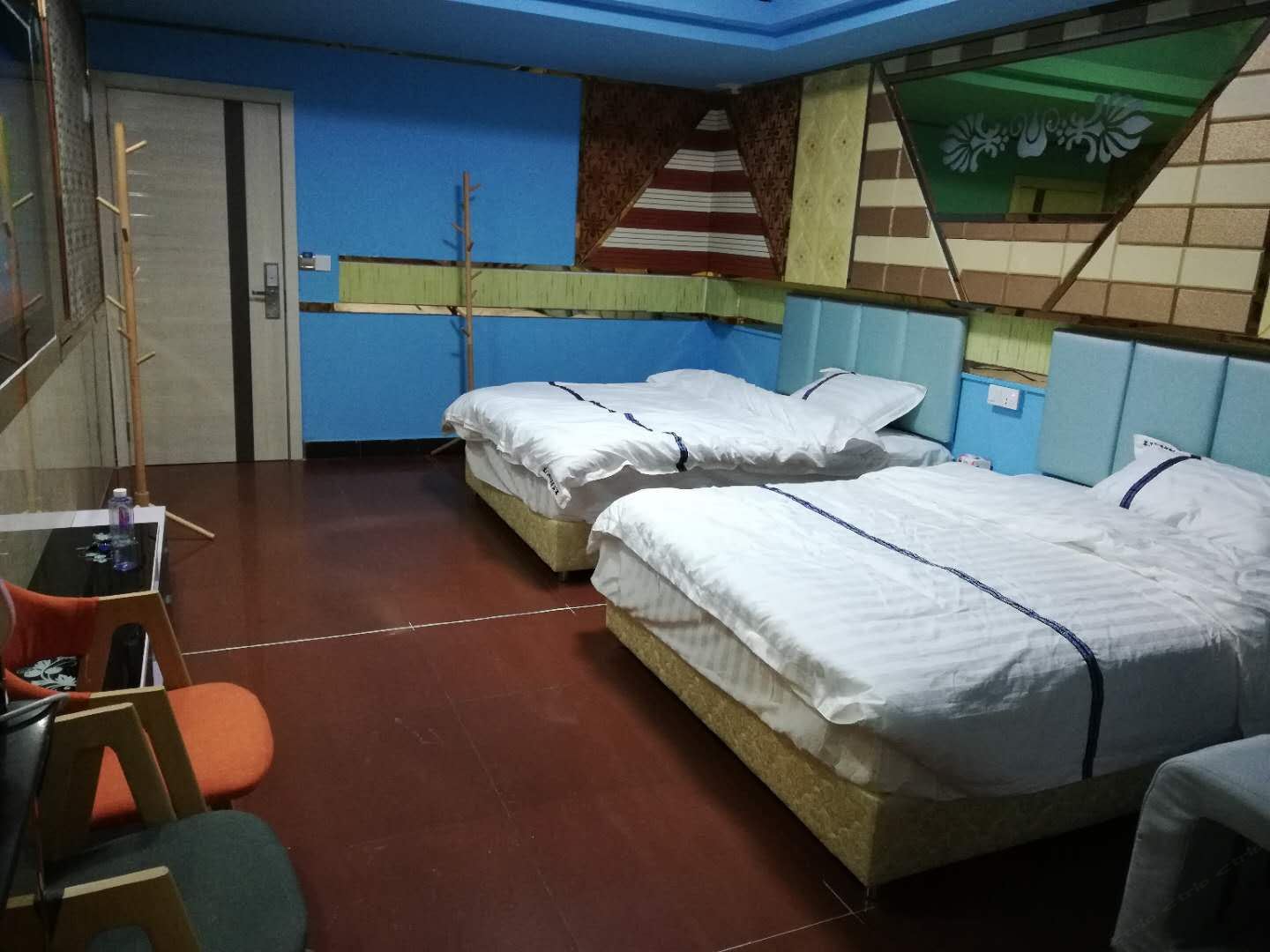 豪华双床房