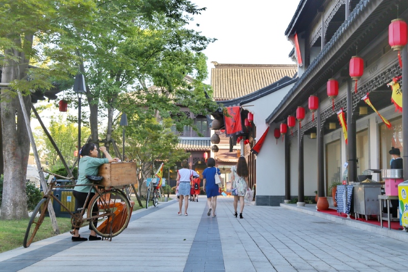 带上彩妆去旅行#这座叫"新西塘"的古风小镇,潮玩指数