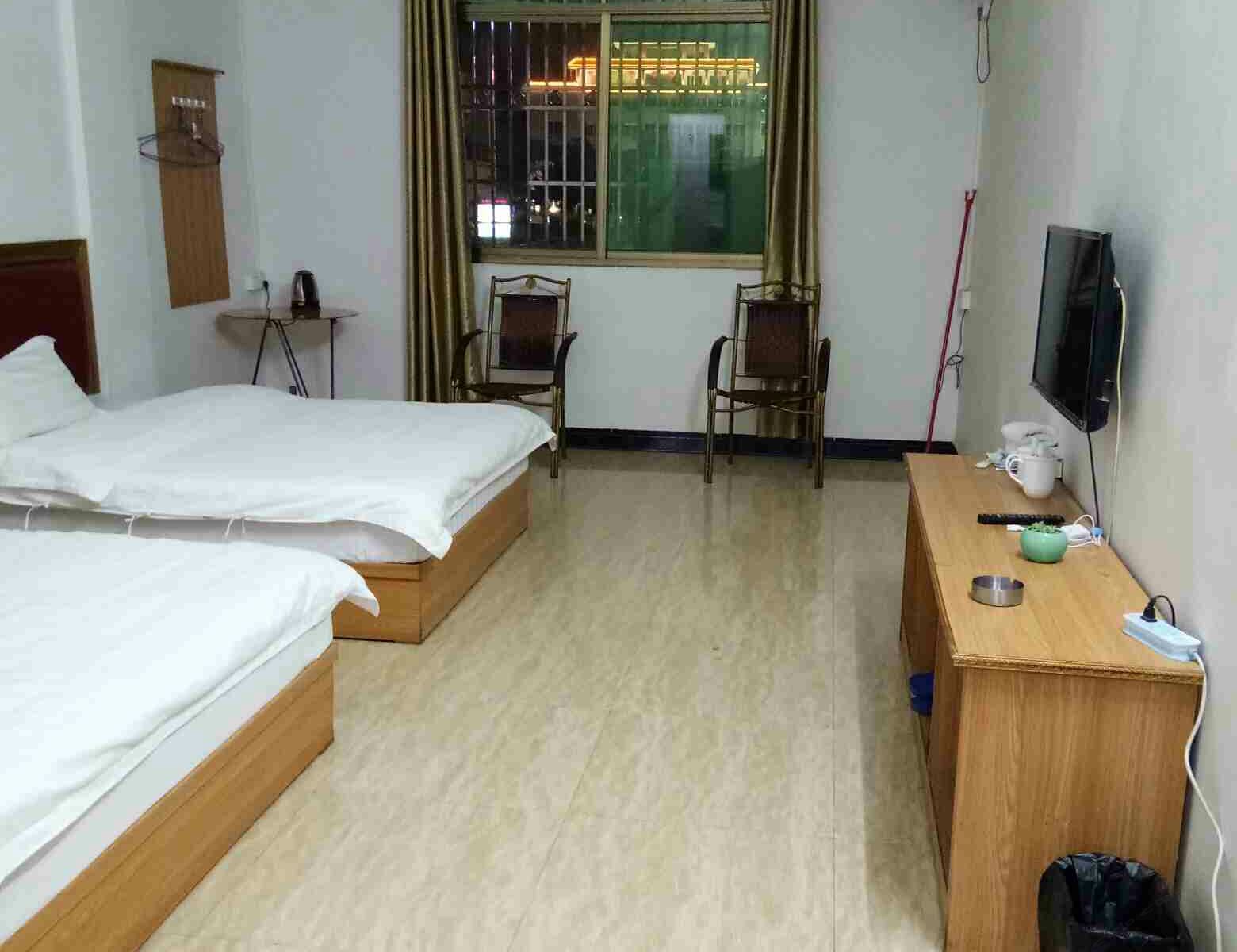 豪华双床房