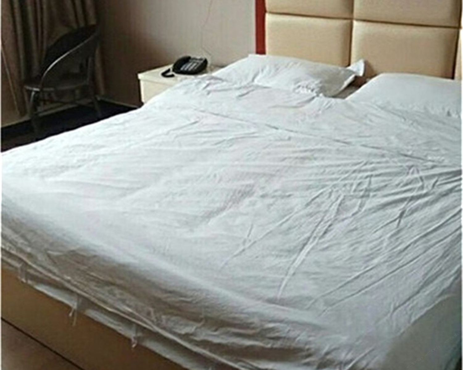 标准大床房