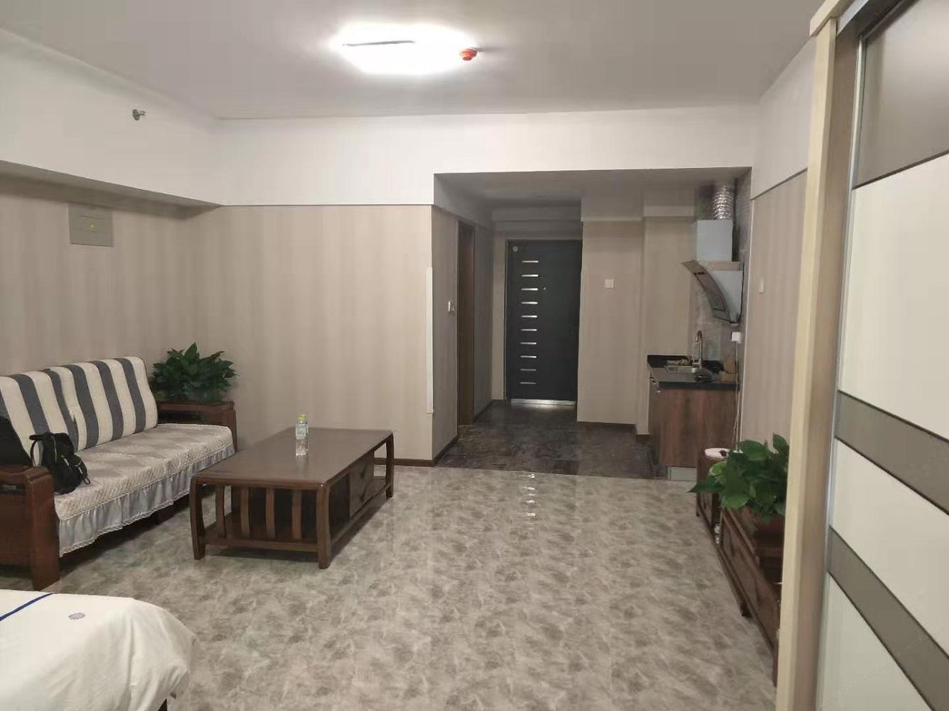 一室大床房