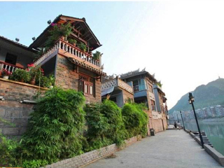 貴州黃果樹瀑布旅行跟團_貴州黃果樹瀑布游8月份報價_2021去貴州黃果樹瀑布跟團多少錢
