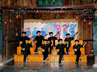 桂林旅游跟團多少錢_東莞到桂林游_桂林十一旅游團