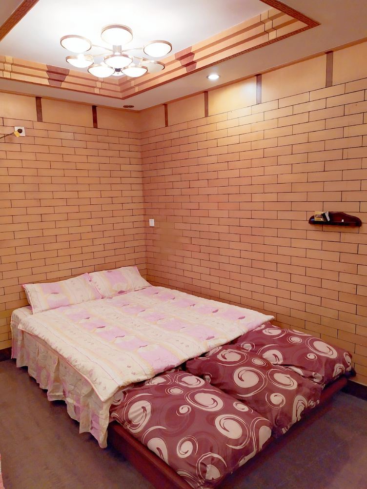 三室一厅套房