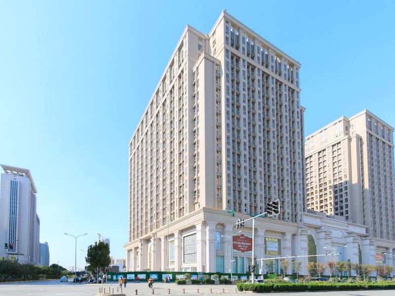 hotelPic