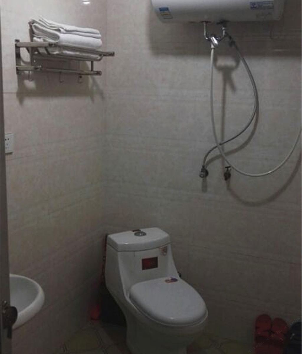 普通大床房