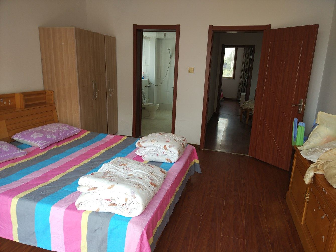 花园三室二厅套房