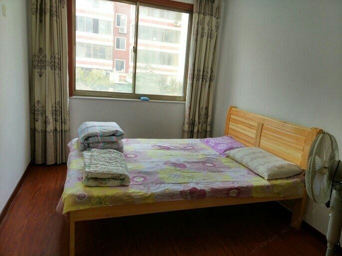 花园三室二厅套房