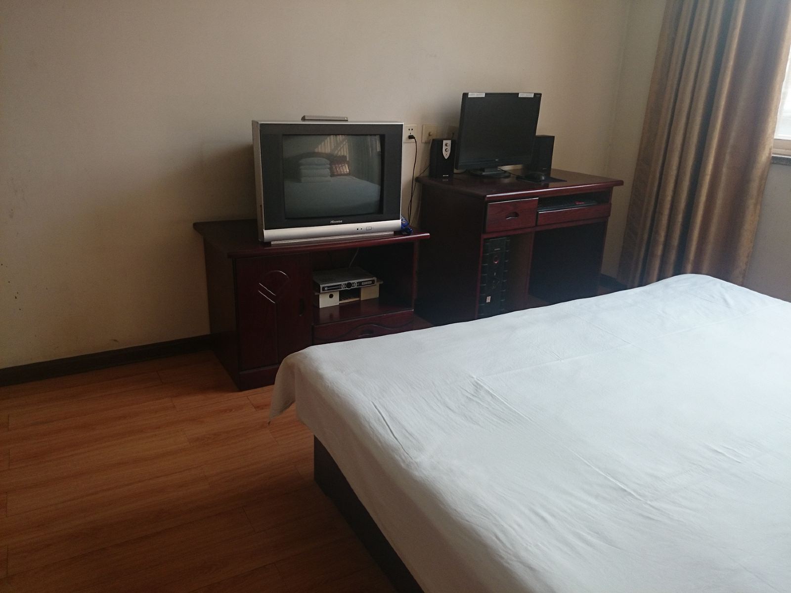 标准大床房