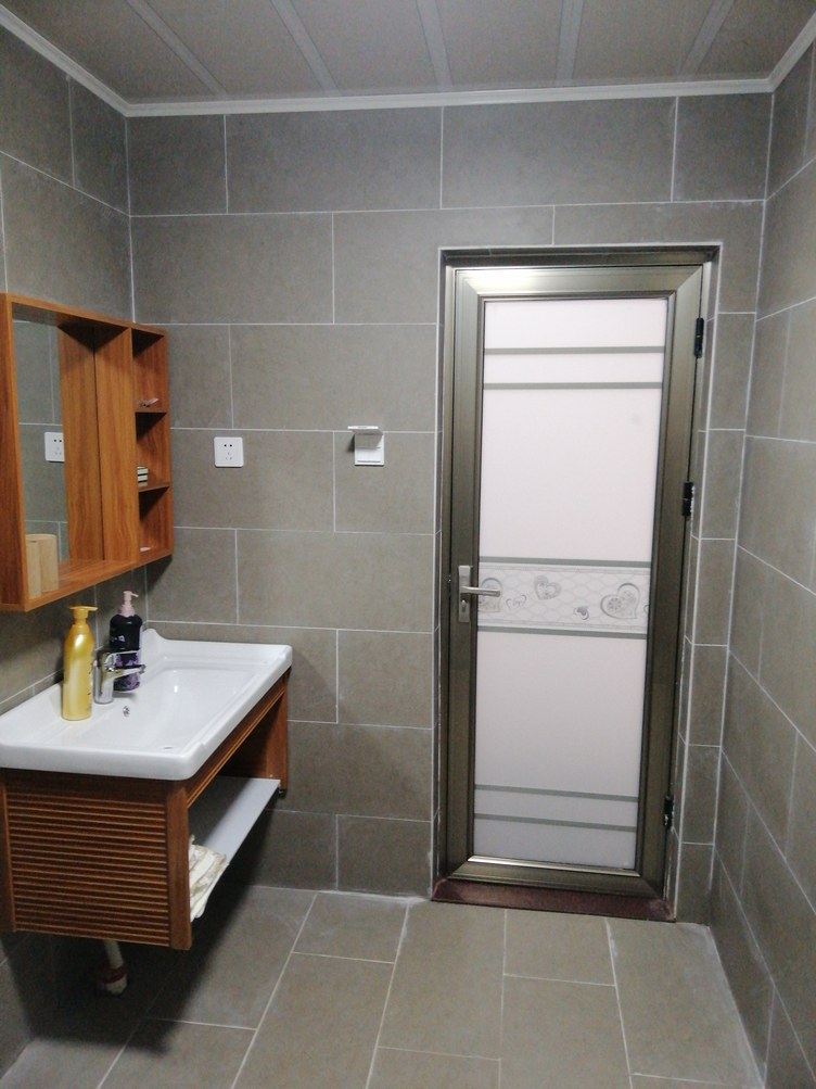 榻榻米一室榻榻米房