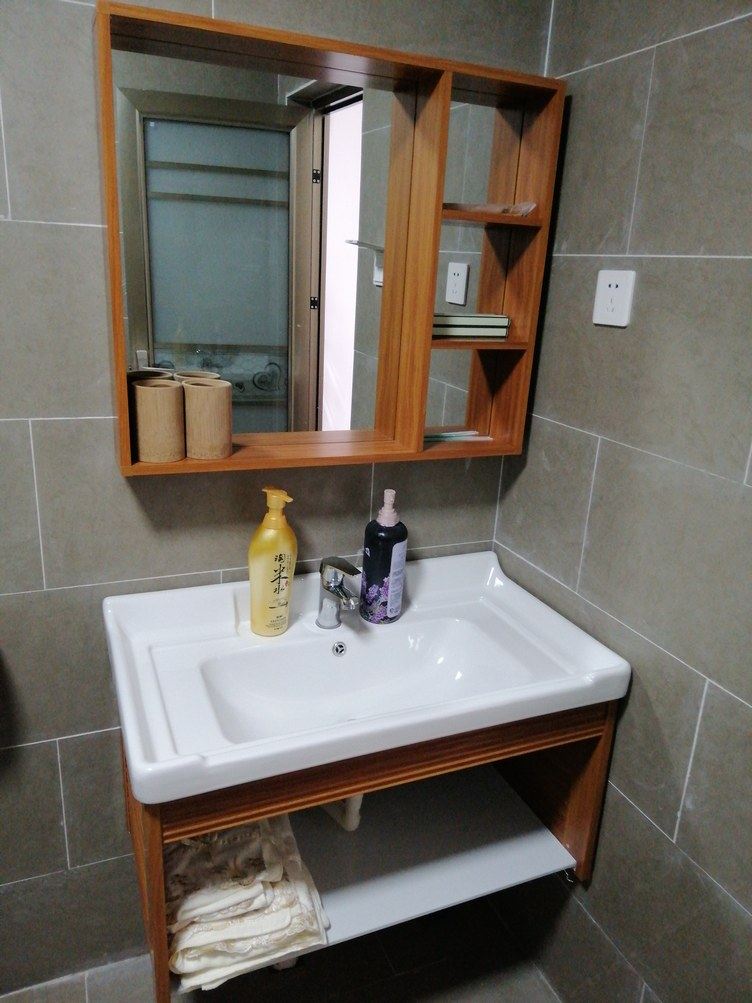 榻榻米一室榻榻米房