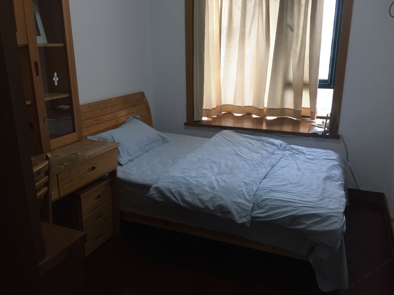 三室一厅套房