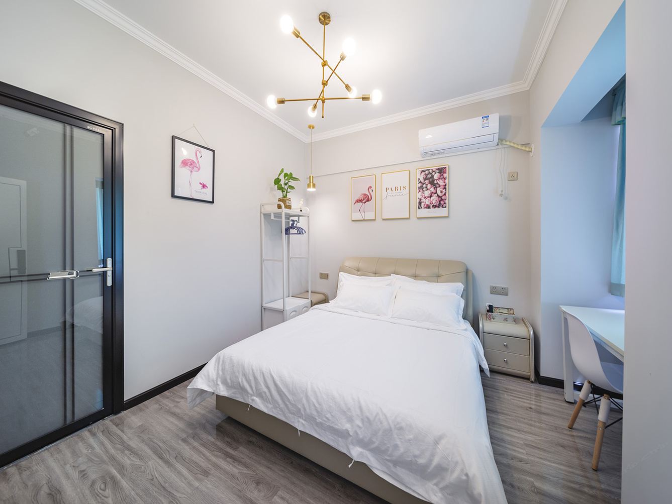 简欧一室大床房