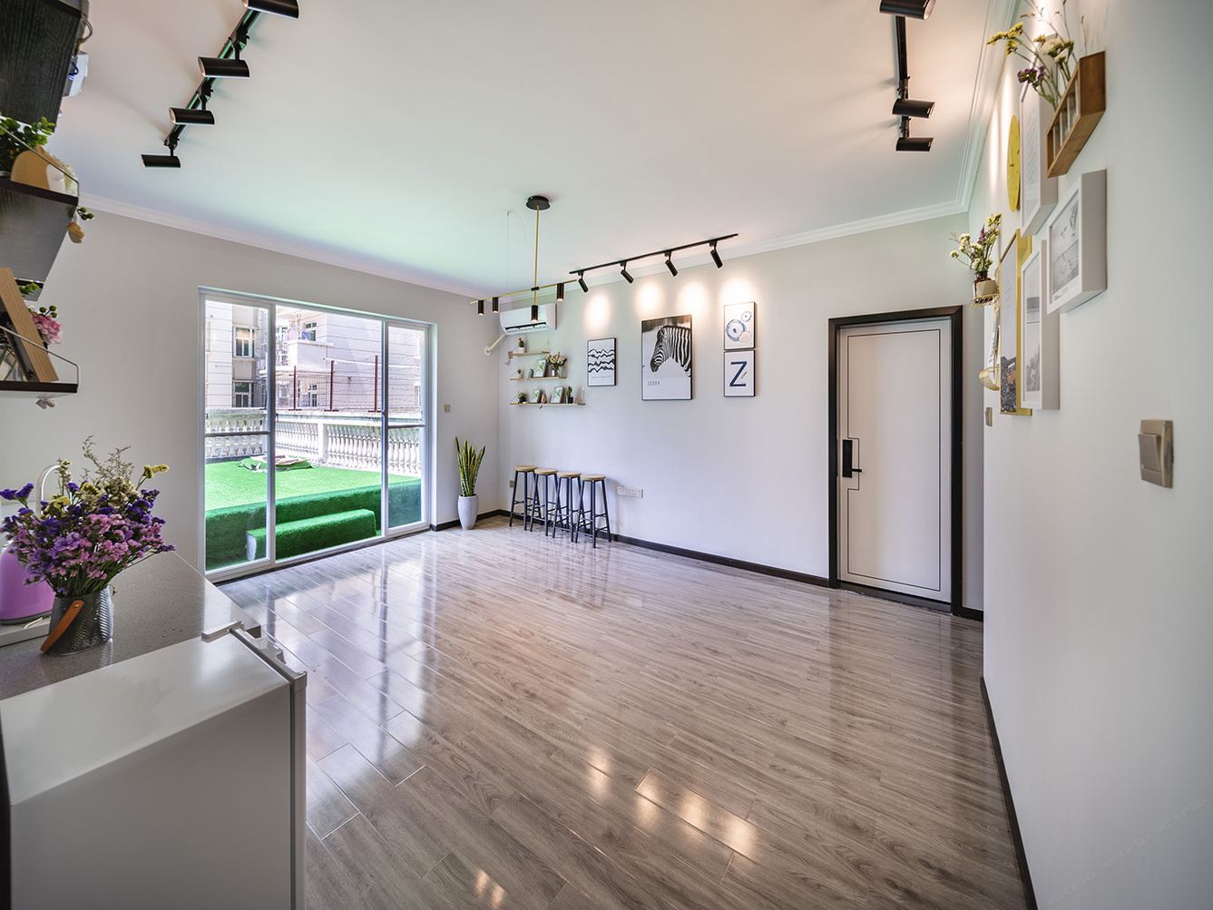 简欧一室大床房