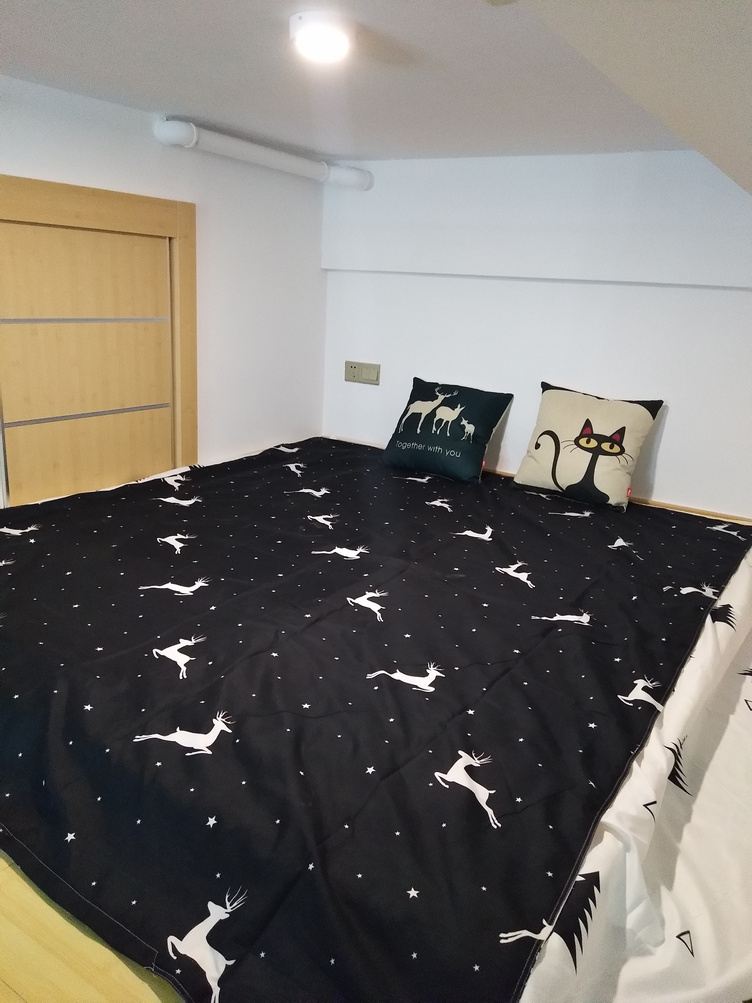 泉州村上丶春宿公寓