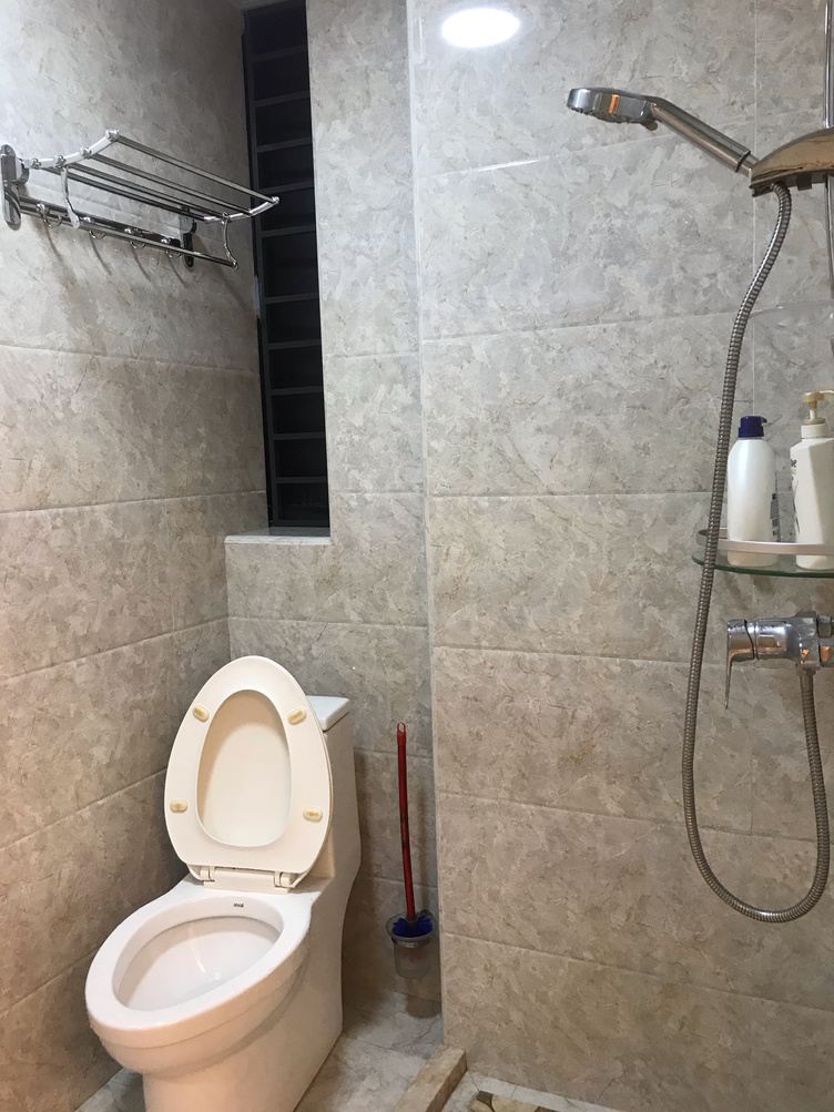 阳光三室一厅套房