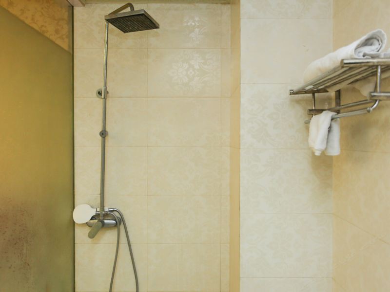 hotelPic