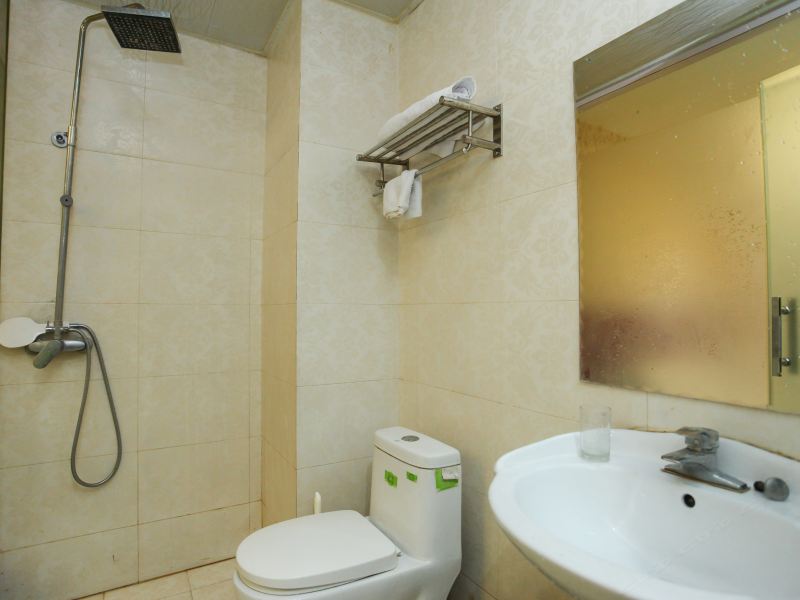 hotelPic