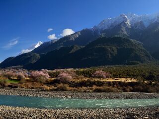 青海旅游五日游_参加青海旅游团_青海游包团