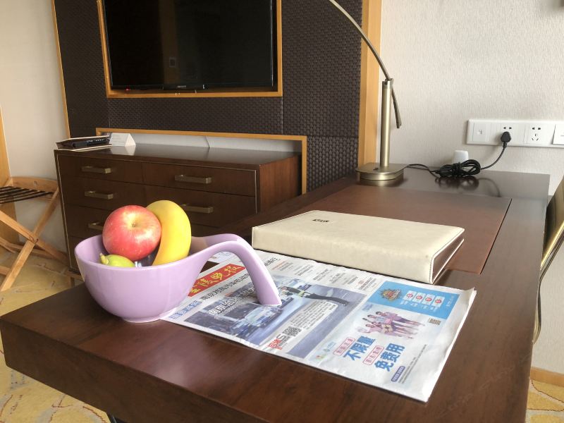 hotelPic