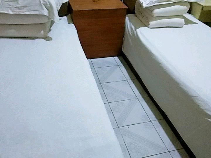 普通双床房(公共卫浴)