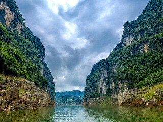 罗平油菜花旅游人次_多少钱罗平油菜花旅游_罗平油菜花著名旅游