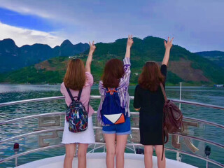 罗平油菜花旅游人次_多少钱罗平油菜花旅游_罗平油菜花著名旅游