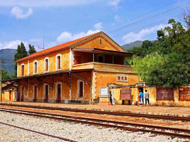 http:\/\/www.tuniu.com\/tour\/210589767