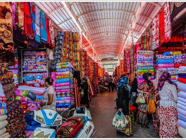 景点 · 游玩时长:约2小时 喀什大巴扎全称是中西亚国际贸易市场