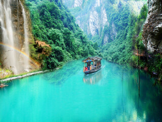 张家界旅游最佳路线_张家界旅游案_张家界旅游几月份最合适