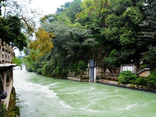 深圳出发四川旅游_去四川旅游的价钱_四川跟团游