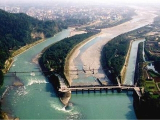 深圳出发四川旅游_去四川旅游的价钱_四川跟团游