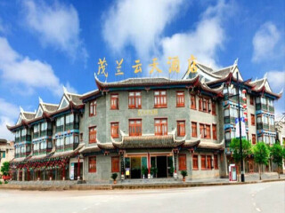 湖南張家界自由行費用_湖南張家界旅游報團價格_2021年湖南張家界旅游團報價
