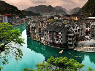 湖南張家界自由行費用_湖南張家界旅游報團價格_2021年湖南張家界旅游團報價
