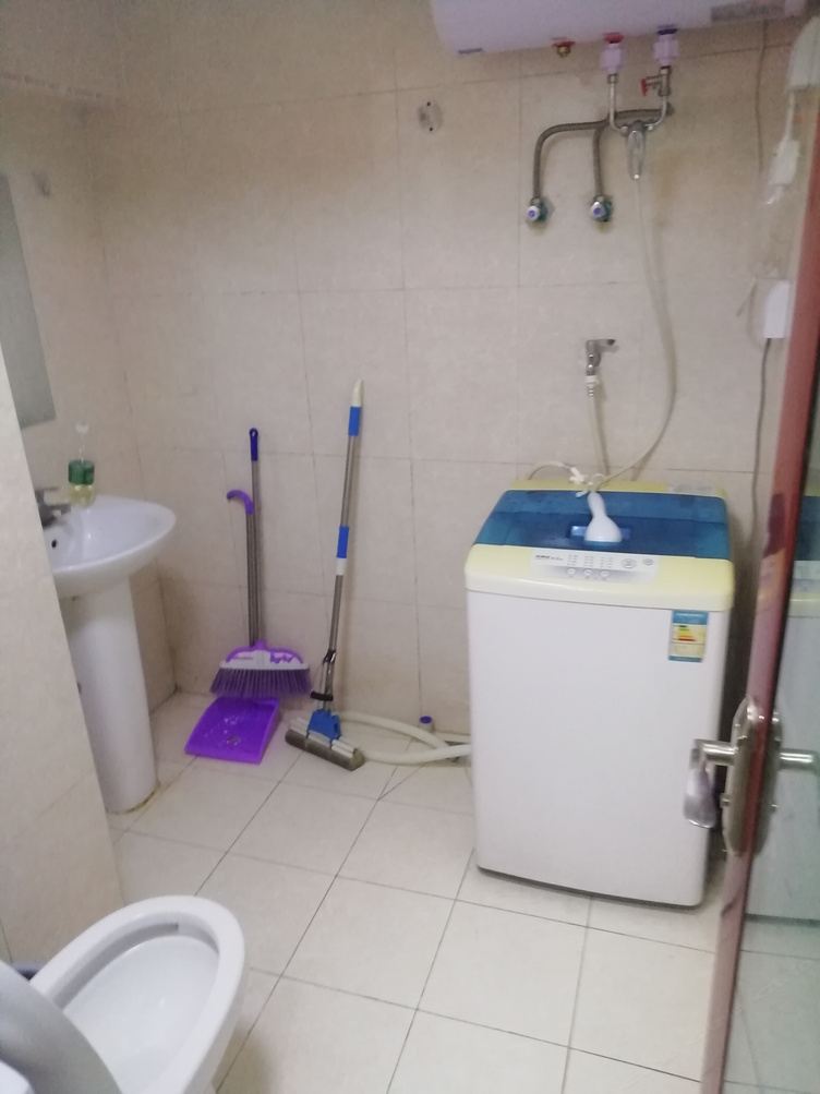 温馨一室一厅套房