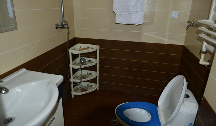 hotelPic