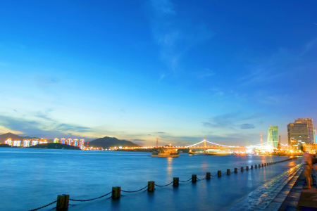 <厦门-鼓浪屿4日游>长沙高铁往返住，3晚地标商务酒店，15人精致小团，升级1日私家团 纯玩18景含鼓浪屿下午茶 1对1专车接送机