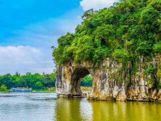 桂林十一日游_去跟团旅游桂林_桂林双飞旅游价格