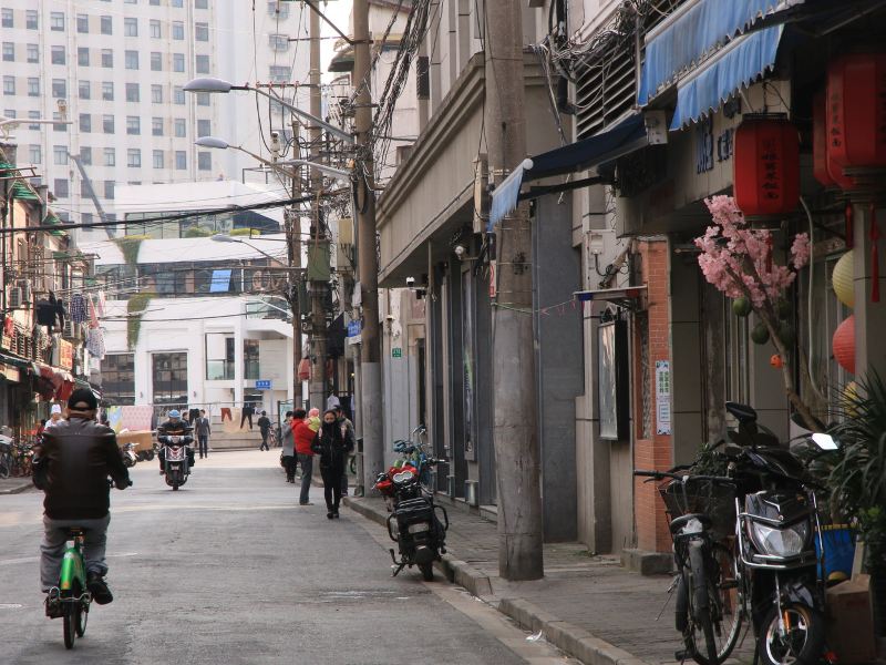 后来居上家庭公寓(上海海伦路店)