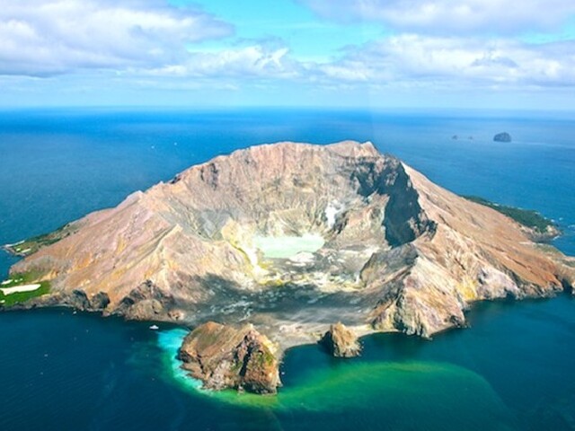 火山岛palia kameni