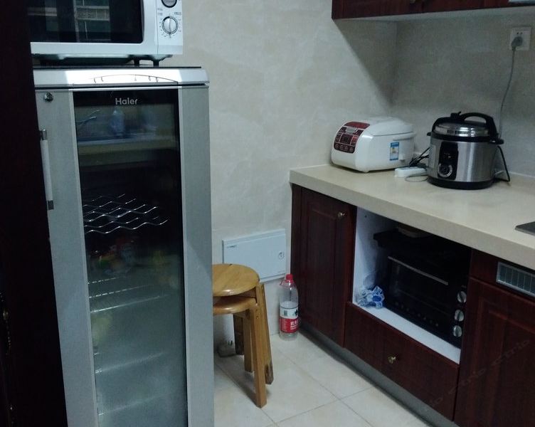 启东珍宝亲子小屋公寓