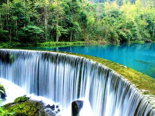 貴州旅游費(fèi)用_現(xiàn)在去貴州旅游多少錢(qián)_貴州九月旅游