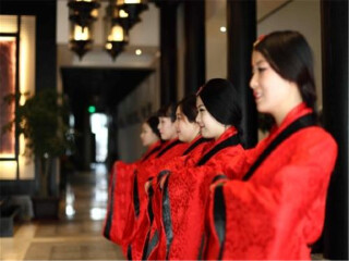 華山旅游團(tuán)報(bào)價(jià)2021_華山旅游一次多少錢(qián)_華山旅游價(jià)格