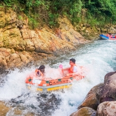 激情龙井峡漂流 景点模块