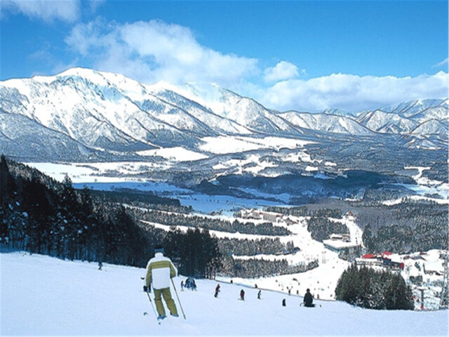 岳西大别山滑雪乐园1日游>体验冰雪旅游真谛,尽情享受冰情雪韵