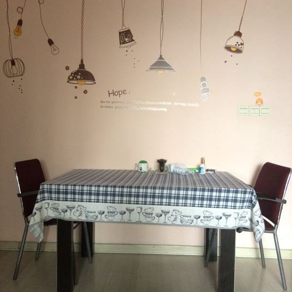 重庆在路上青年旅舍(解放碑步行街店)